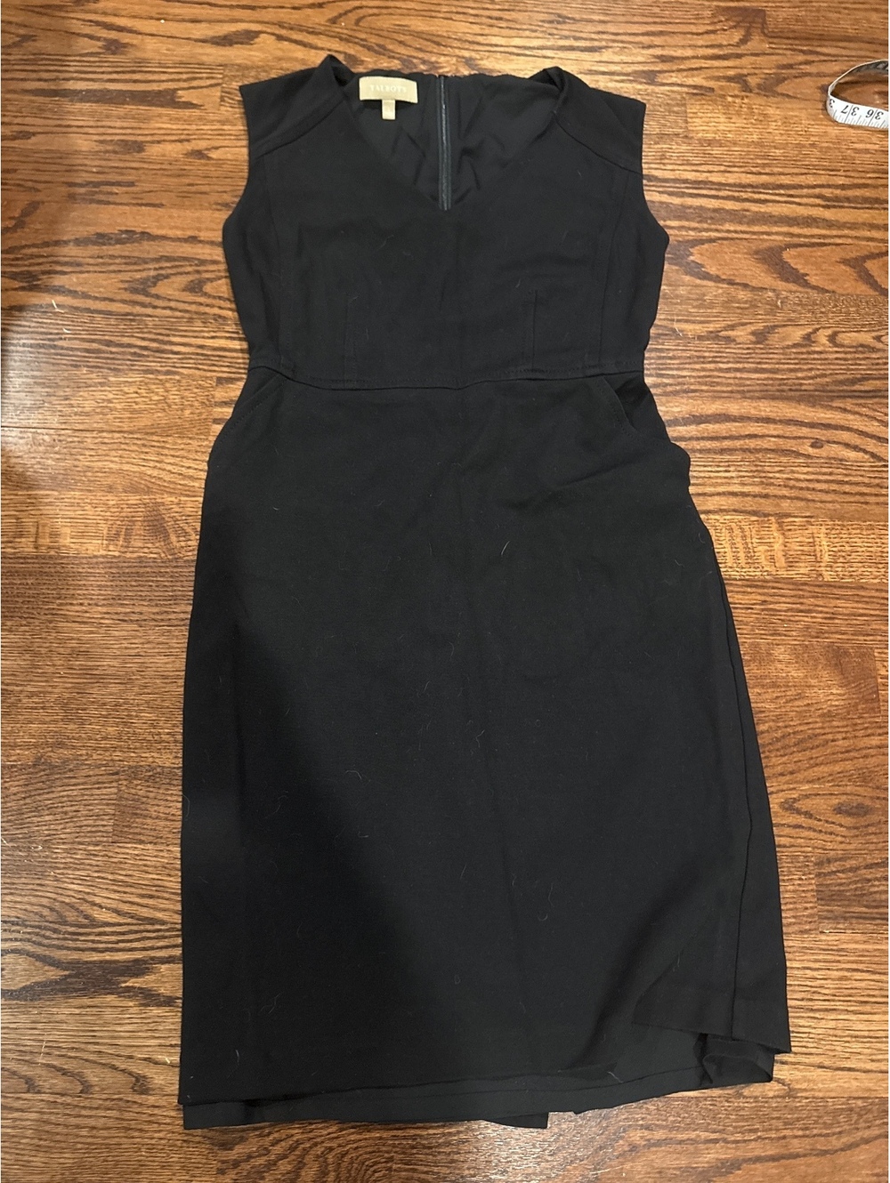 Talbots V-Neck Sleeveless Sheath Dress Size 2